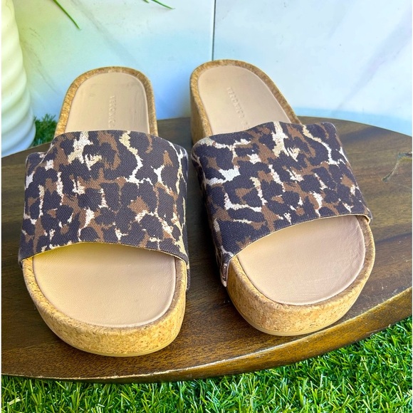 Veronica Beard Dresdyn Leopard sandals size 8 women platform slides - Picture 8 of 10